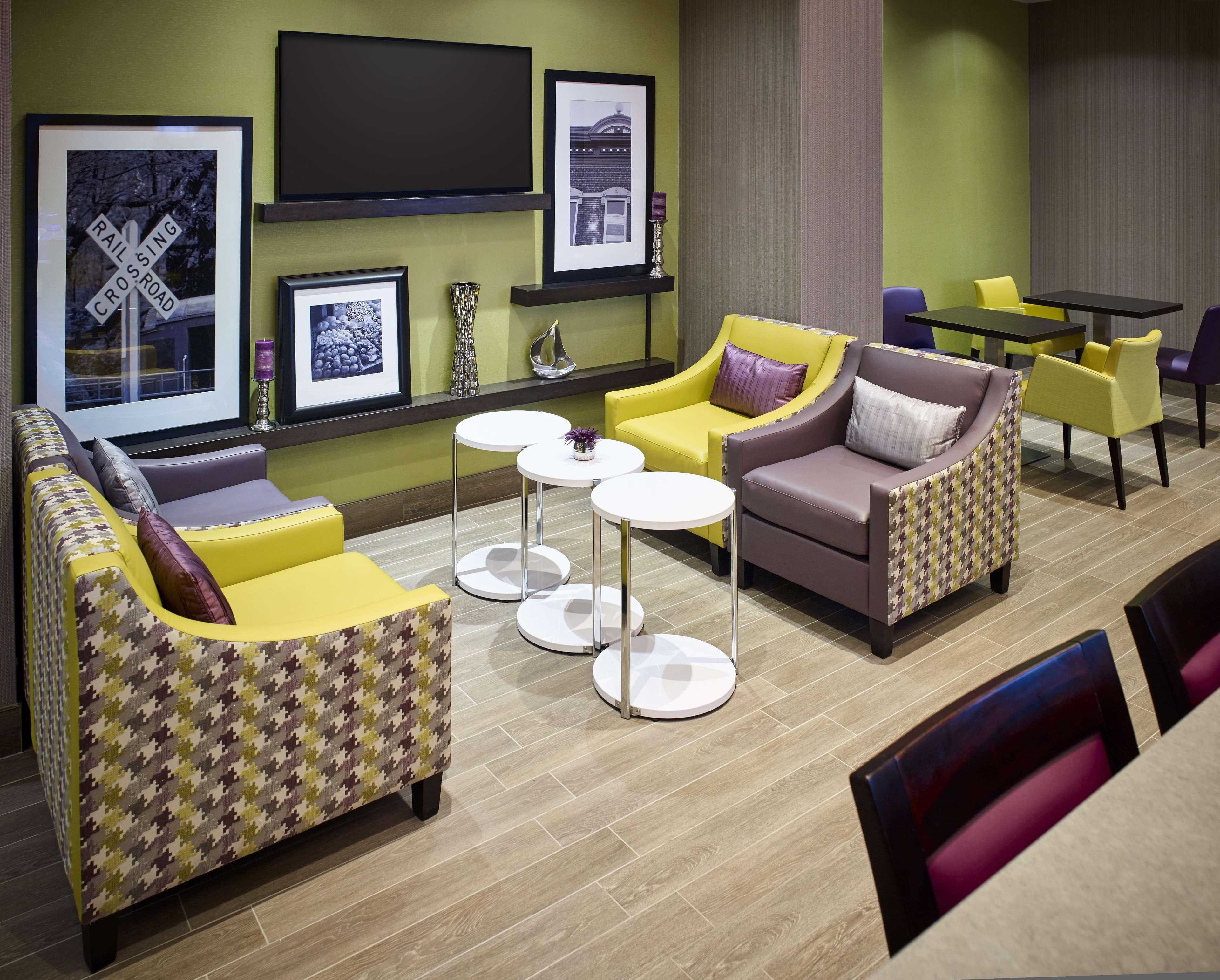Hampton By Hilton Sarnia/point Edward Hotel Point Edward
