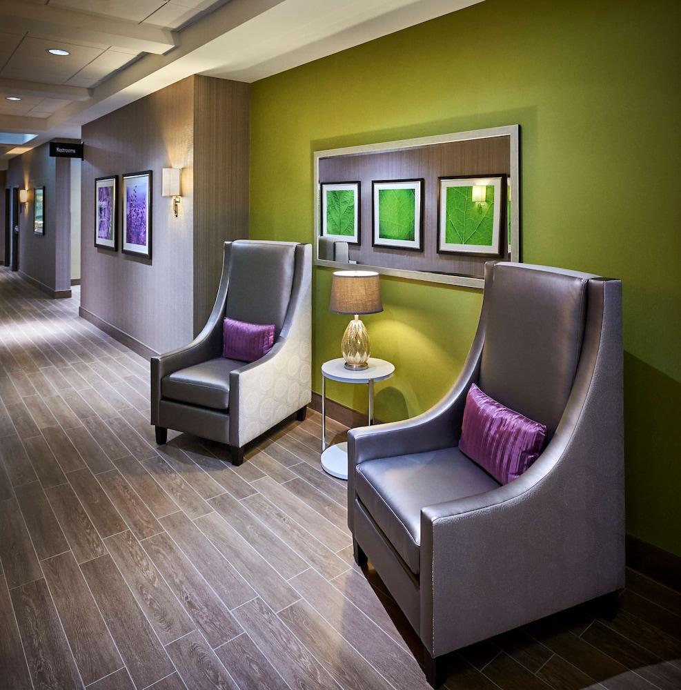 Hampton By Hilton Sarnia/point Edward Hotel Point Edward