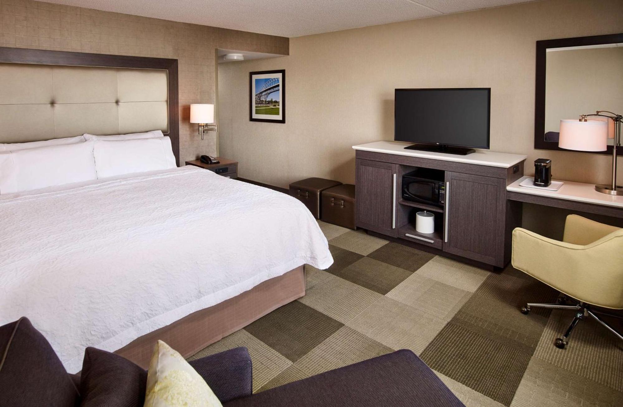 Hotel Hampton By Hilton Sarnia/point Edward 3*
