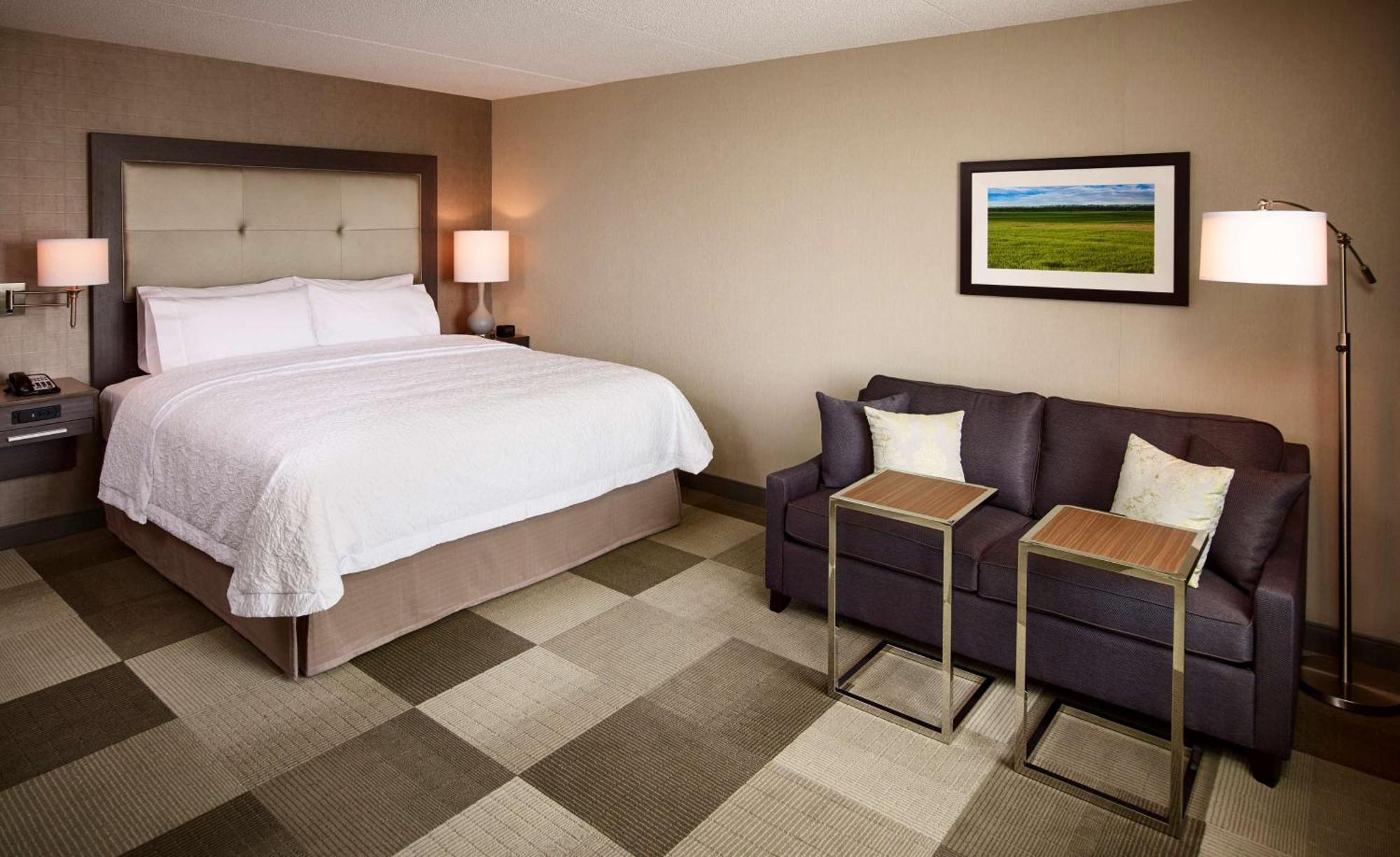 Hampton By Hilton Sarnia/point Edward Hotel 3*