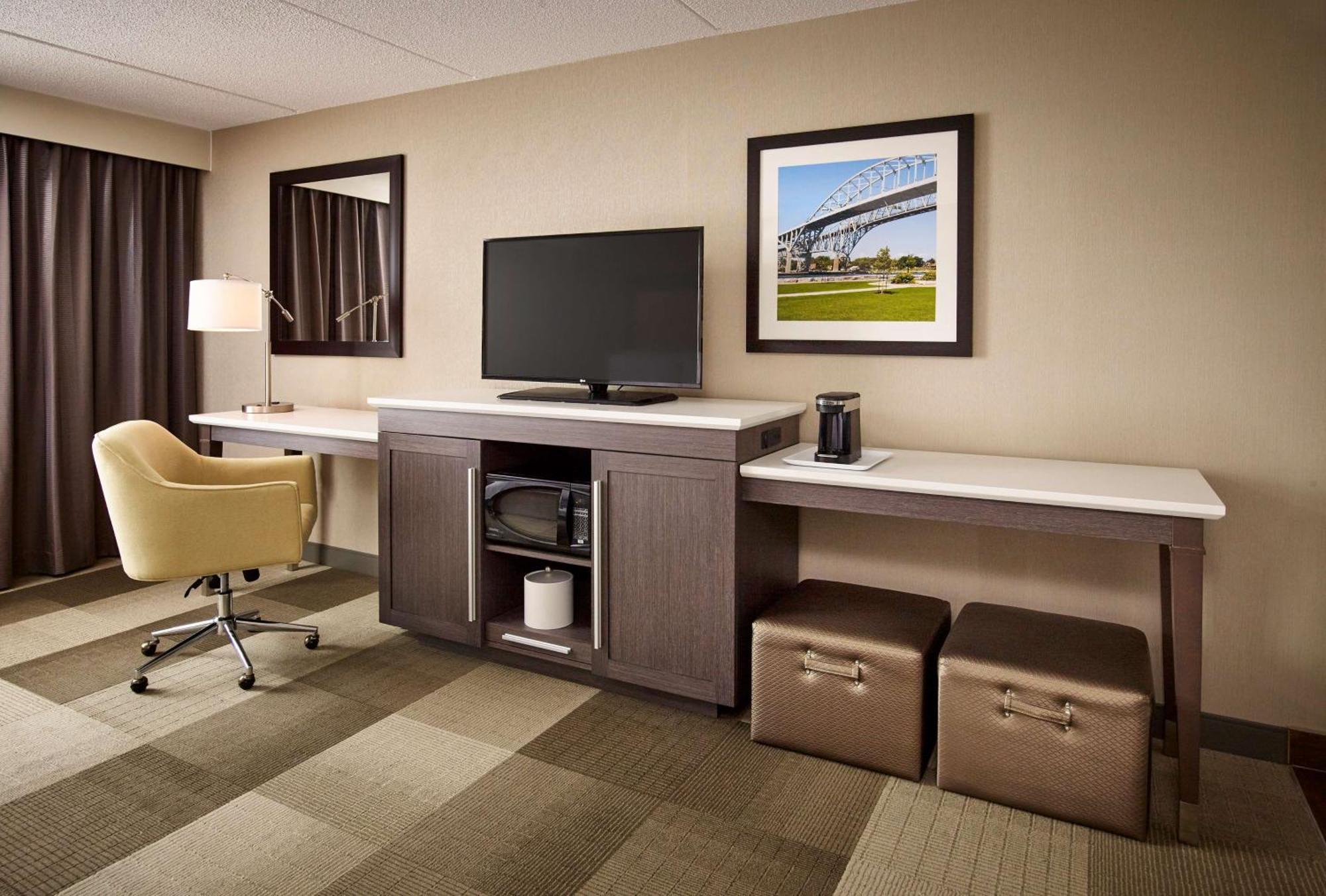 Hotel Hampton By Hilton Sarnia/point Edward 3*