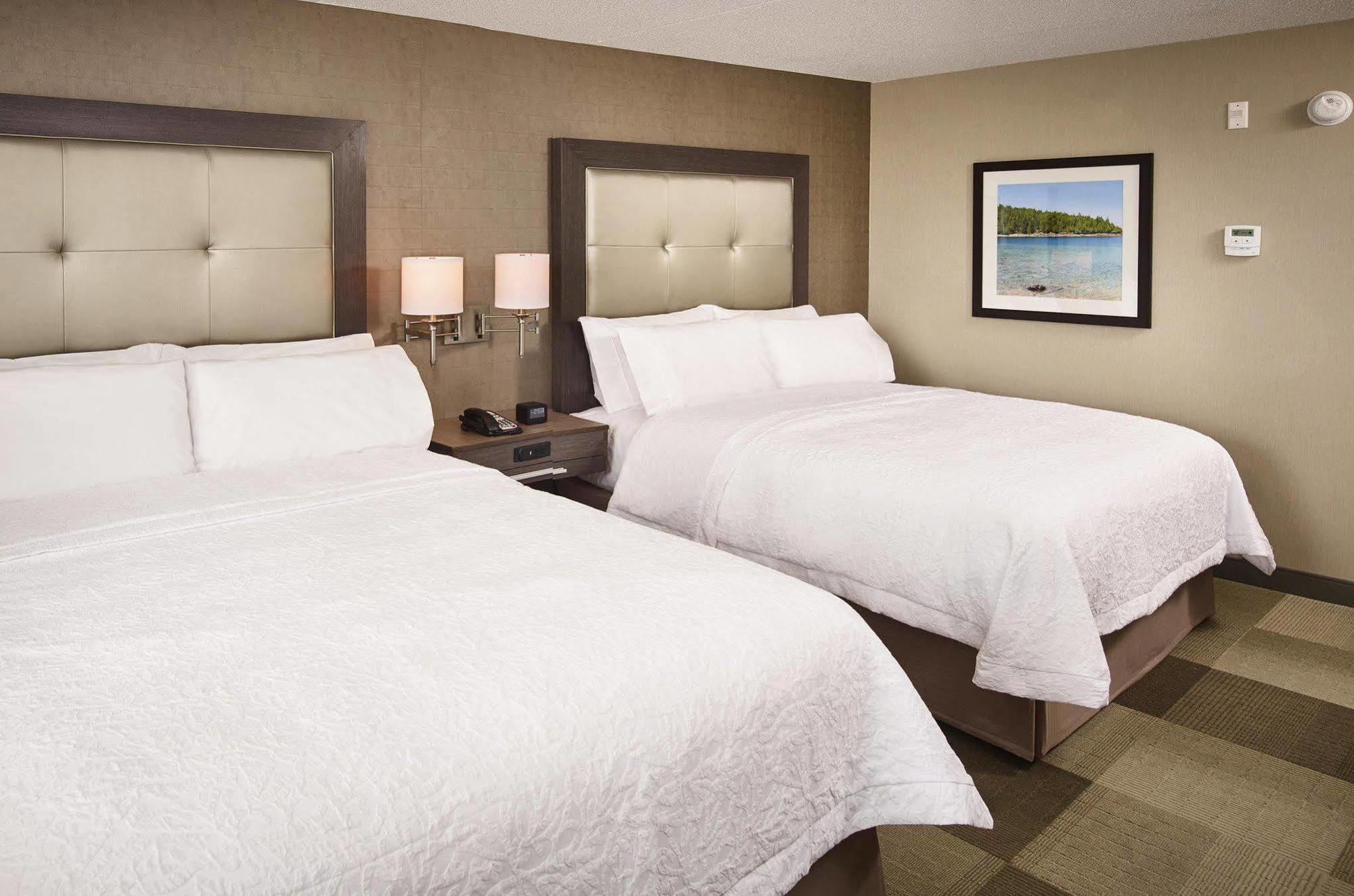 Hampton By Hilton Sarnia/point Edward Hotel