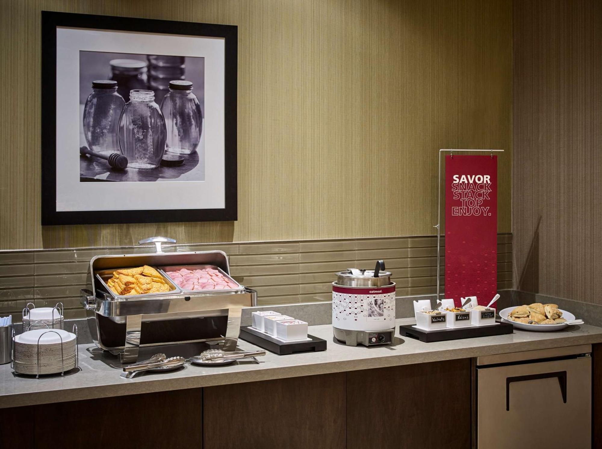 Hampton By Hilton Sarnia/point Edward Hotel Port Edward